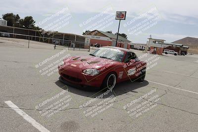 media/Jun-01-2025-CalClub SCCA (Sun) [[eae223c5dd]]/Around pit/